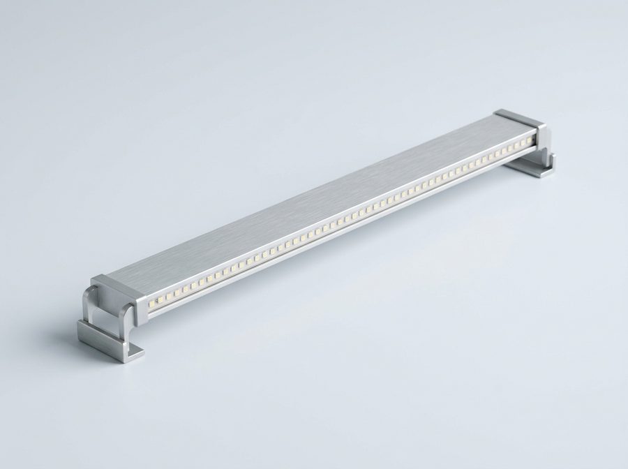 Rampe d'éclairage LED pour aquarium, vue de trois quarts