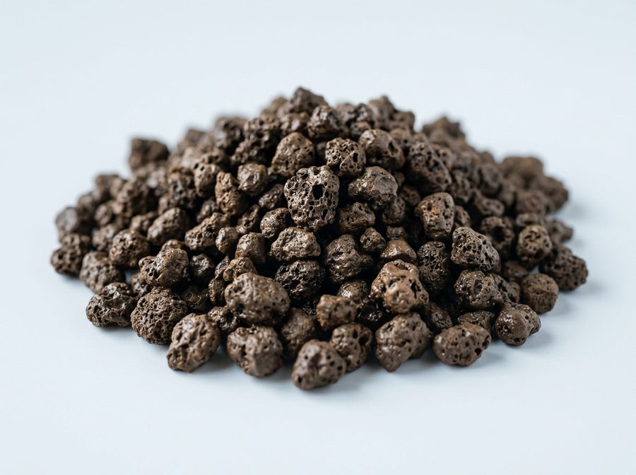 Sol nutritif technique pour aquarium planté, granulés sombres